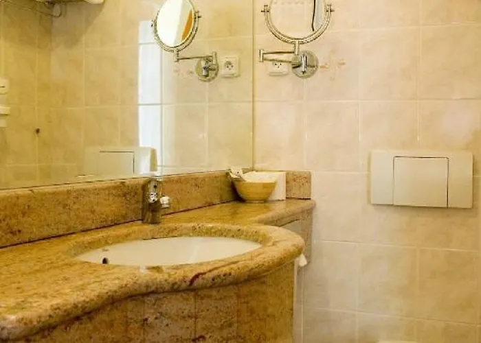 Andel فندق 3*